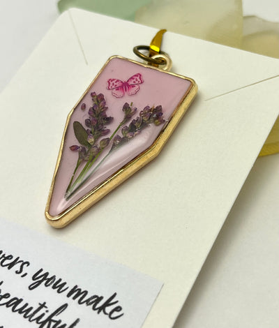 Real Flowers in Resin Pendant - 💕💜🦋 Purple flower over Pink Resin with Butterfly • Gold Frame