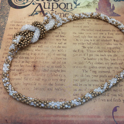 Knot bead rope necklace