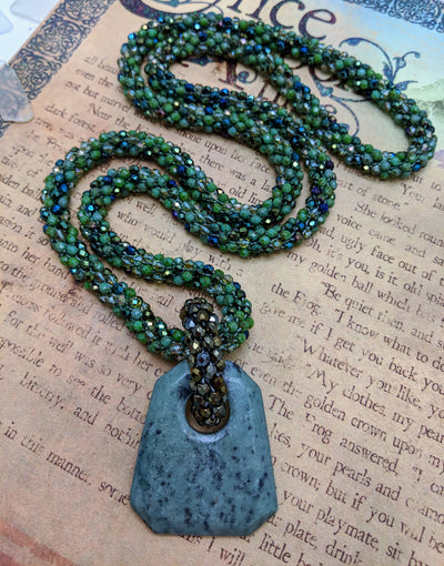 MOSS SPARKLE - faceted beads rope necklace with gemstone