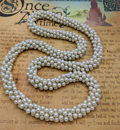 Glamour Pearl Necklace