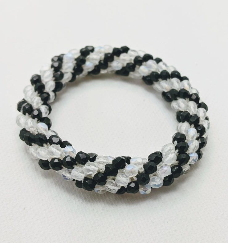 Continuous Bangle Bracelet - Black with Opaque White Tight Swirl