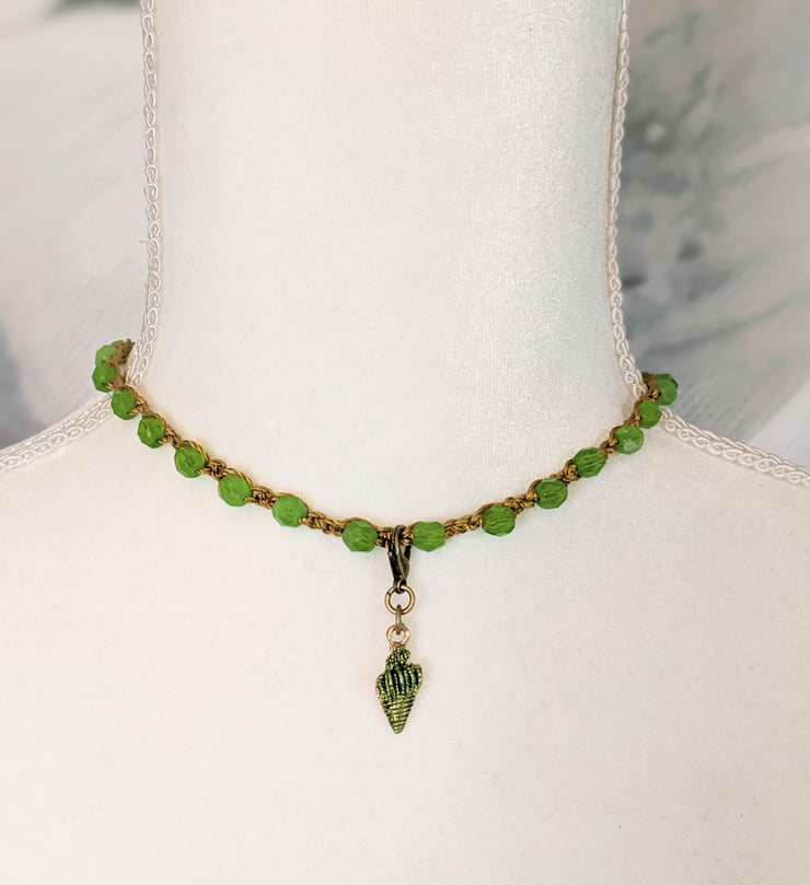 OCEAN LOVE CHOKER - Bohemian Chic - Summer Green - Conch