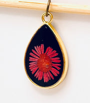 Real Flowers in Resin Pendant - ❤️Red Flower over Black Resin • Gold Frame