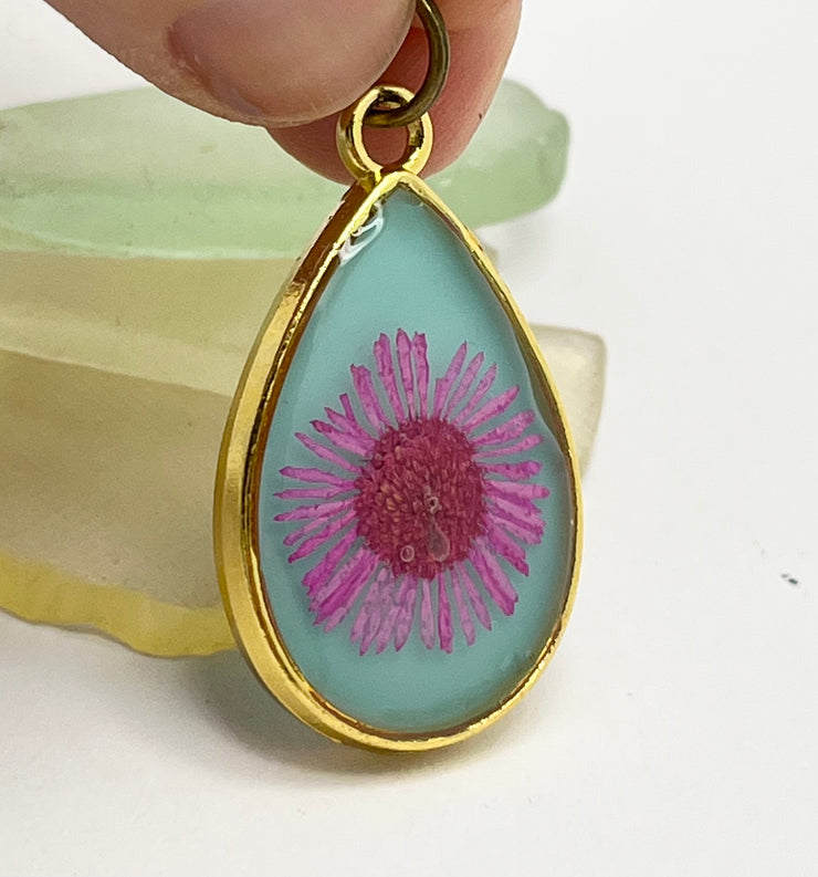 Real Flowers in Resin Pendant - 🌸+ Turquoise Resin with With Gold Frame