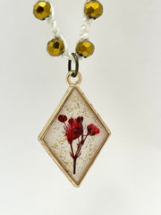 Real Flowers in Resin Necklace (short/choker) - Red Flowers ♥️ cream, gold | Gold Frame