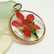 Real Flowers in Resin Pendant - Red flower 🌺 in Clear Resin, Gold Frame