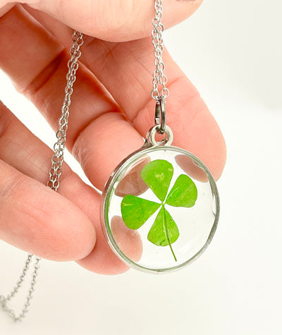 LUCKY CHARM: Real Four Leaf Clover 🍀 in Clear Resin • Silver Frame • NECKLACE