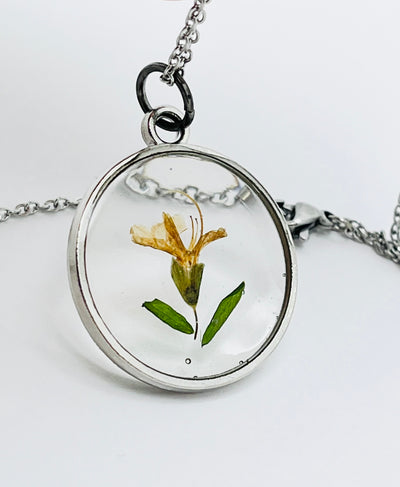 FLOWERS of ISRAEL 🇮🇱: Real Flowers from Israel in Clear Resin • Silver Frame • Necklace