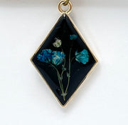 Real Flowers in Resin Pendant - 💙Flower over Black Resin • Gold Frame